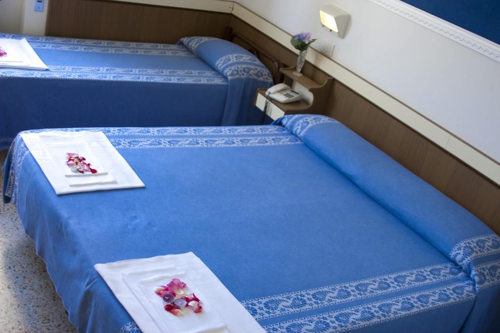 Hotel Niagara Marotta Bilik gambar